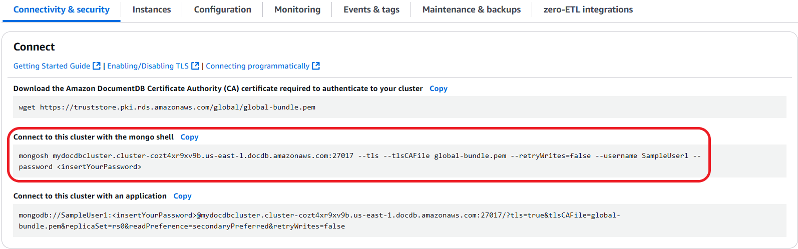 Configuración de conexión del clúster con la cadena de conexión de MongoDB resaltada para conectarse a un clúster de Amazon DocumentDB mediante el intérprete de comandos de mongo.